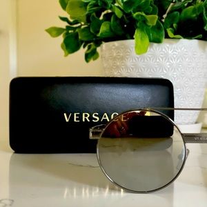 Versace Woman Sunglasses Gunmetal Frame, Light Grey Mirror Silver Lenses, 52MM
